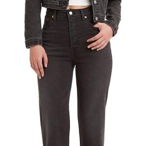 Levi’s Ribcage Ankle Jean Size 24